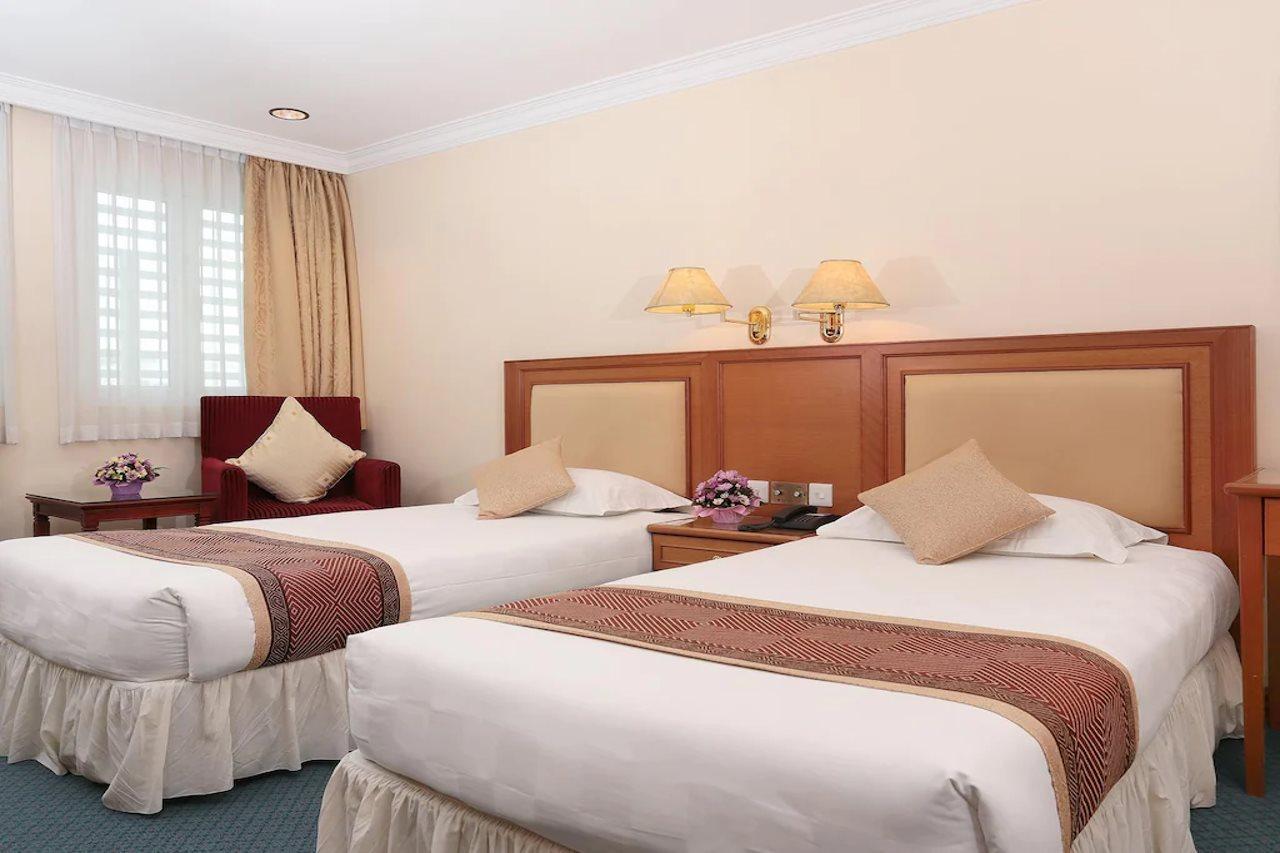 Hotel Santosa Malang Exterior foto
